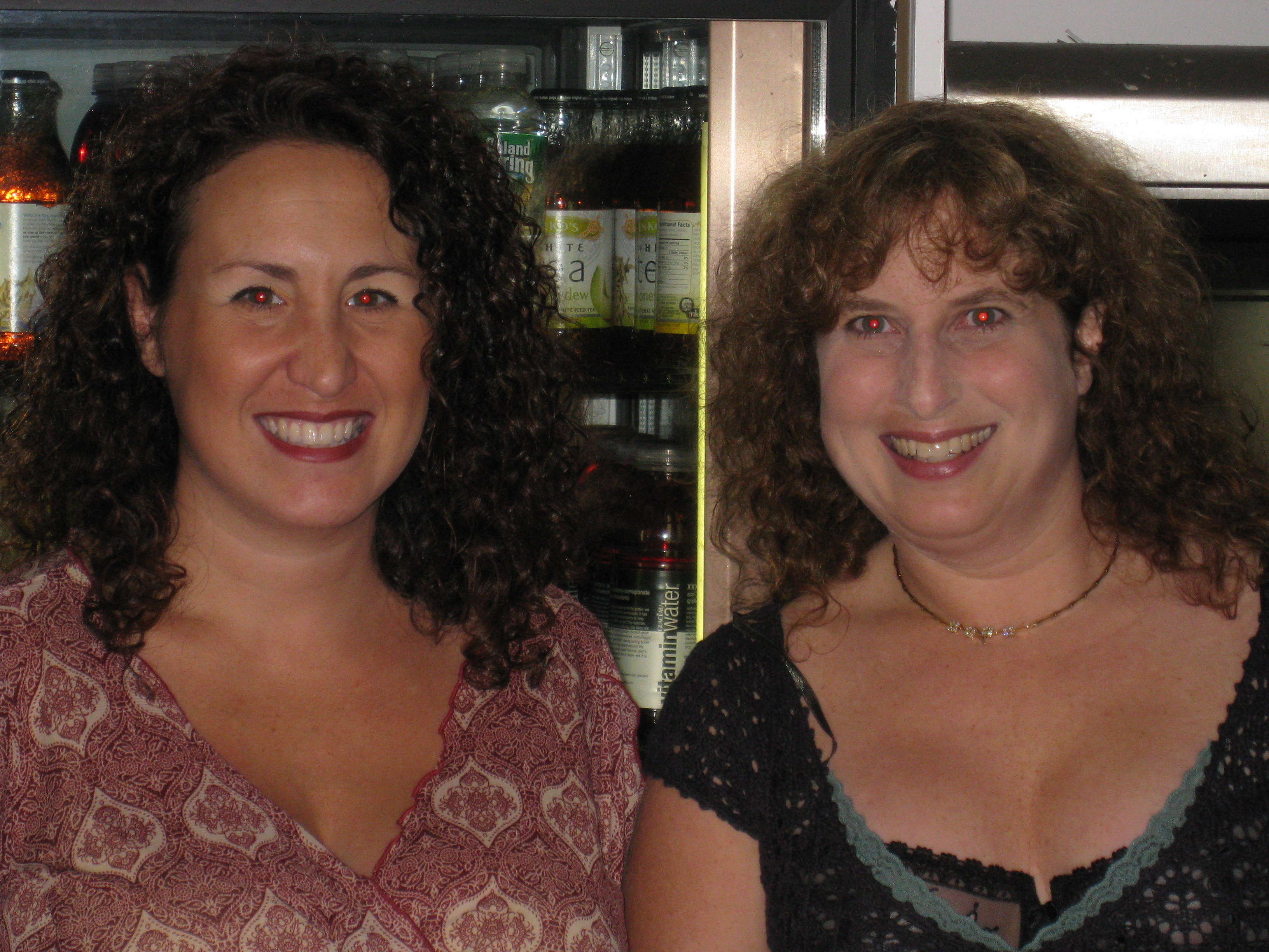 ladiesnightout200703.jpg